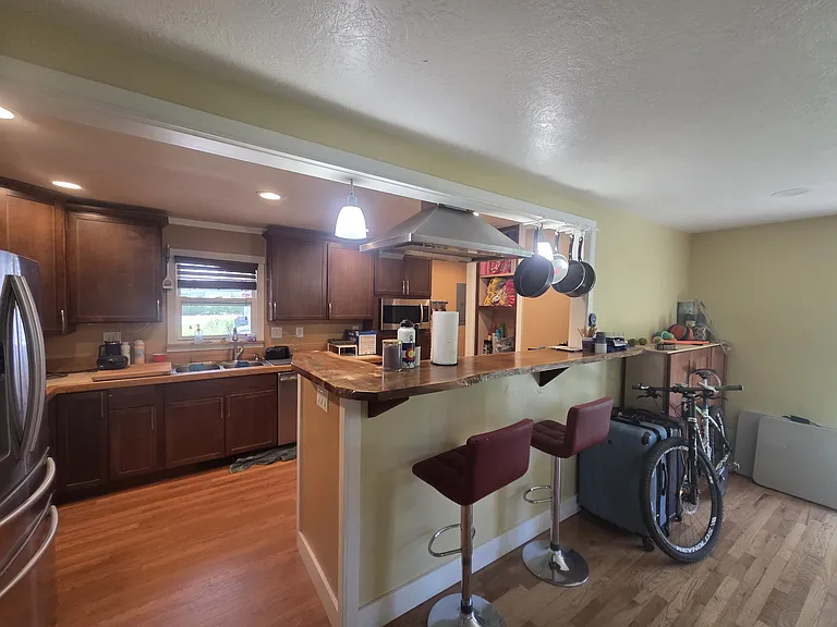 2406 Durston Rd — Photo 5