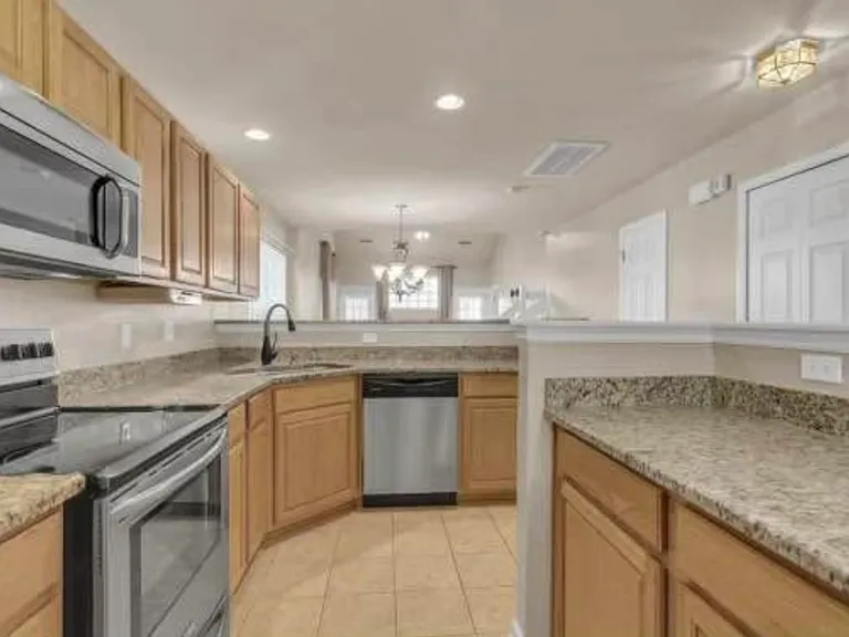 8638 Grassy Oak Trl — Photo 32