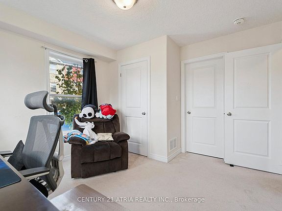5th image of 1 Leggott Ave #38