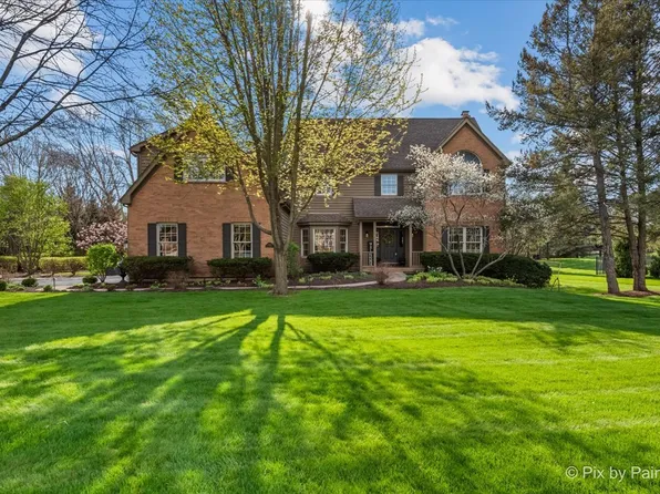 4210 Belson Ln, Crystal Lake, IL 60014