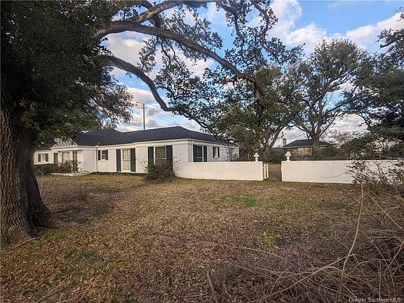 3rd image of 1605 Enterprise Blvd
