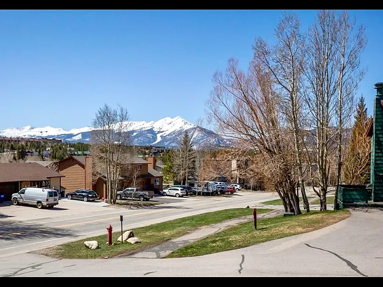 505 Straight Creek Dr — Photo 27