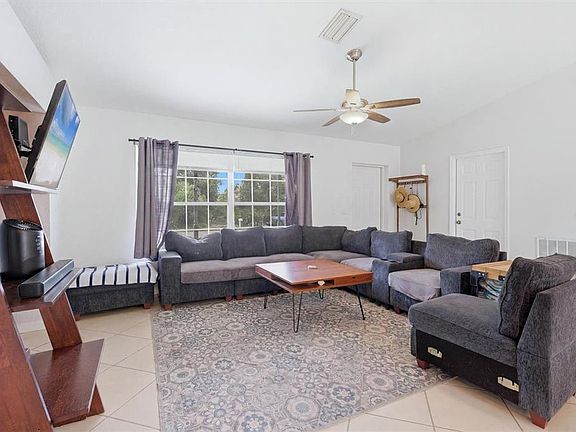 5th image of 3265 Quarter St