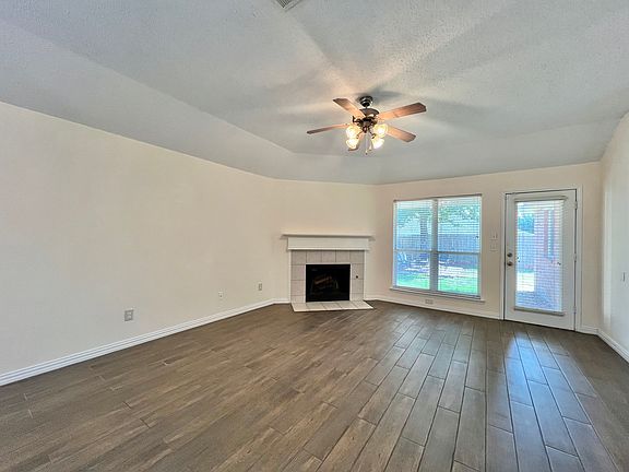 5th image of 9825 Carter Dr