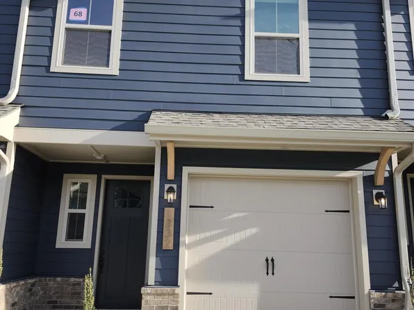 1332 Mountain Quail Cir, Maryville, TN 37801