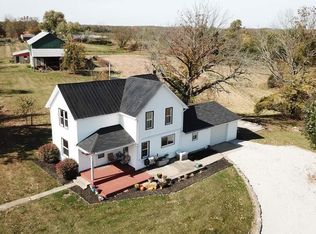 10386 Chesterville Rd, Moores Hill, IN 47032