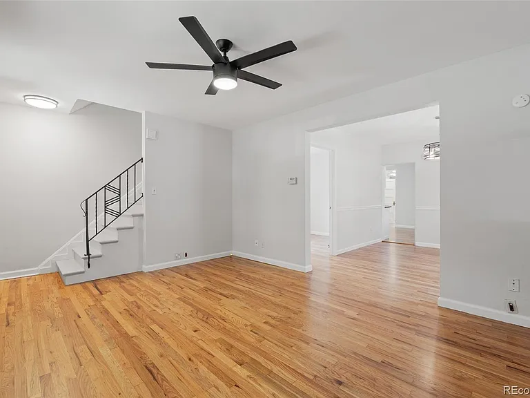 881 S Emerson St — Photo 10