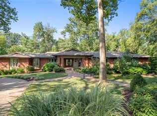 14 Glenview Rd, Saint Louis, MO 63124