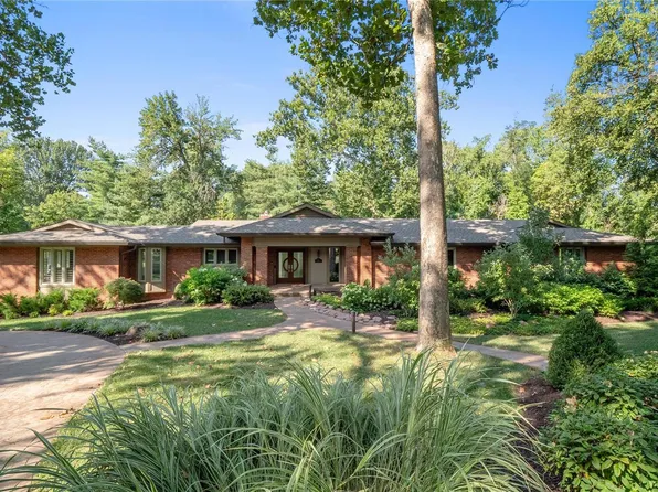 14 Glenview Rd, Saint Louis, MO 63124