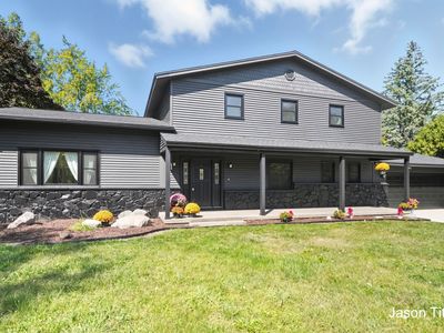 201 Shore Haven Dr SE, Grand Rapids, MI, 49546