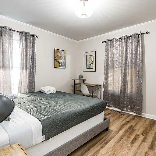 217 E Lee St — Photo 18
