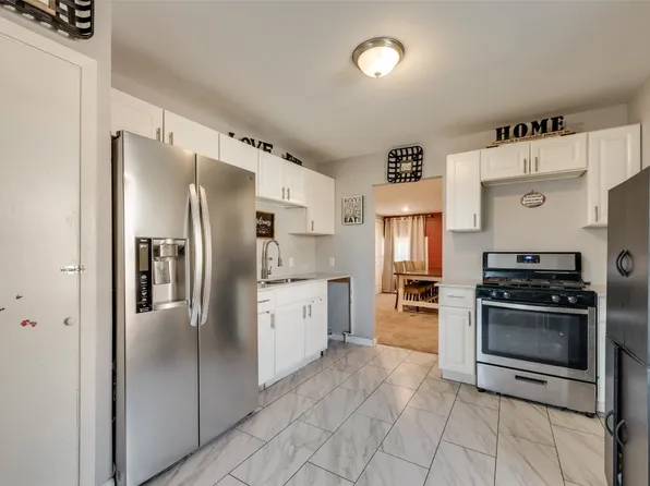 1215 N Prairie Creek Rd, Dallas, TX 75217