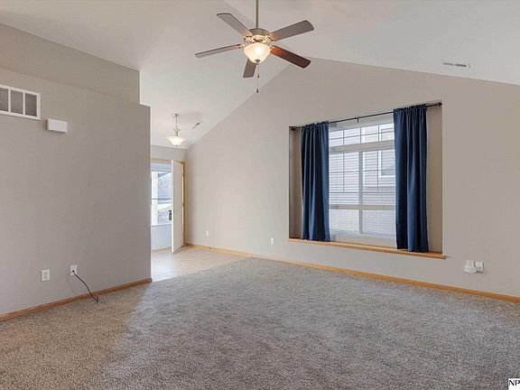 4th image of 7836 S 155th Ave