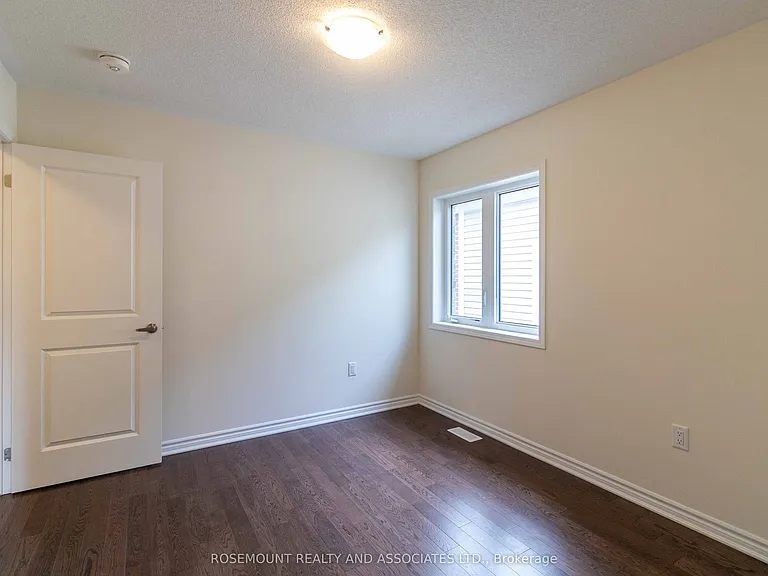 41 George Holley St — Photo 27