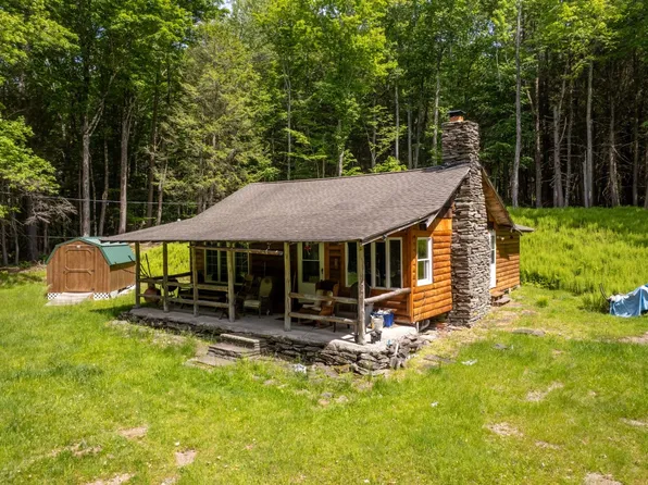255 Hammer Hollow Rd, Roscoe, NY 12776