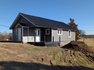 812 S York St, Albion, IN 46701