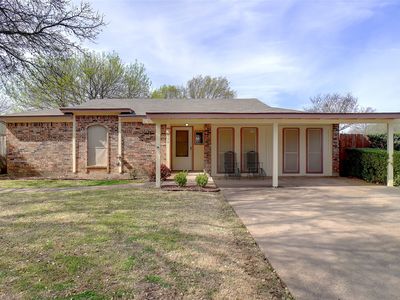 622 S Walnut Creek Dr, Mansfield, TX, 76063