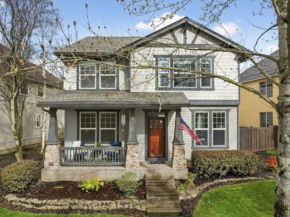 28677 SW Costa Cir, Wilsonville, OR 97070