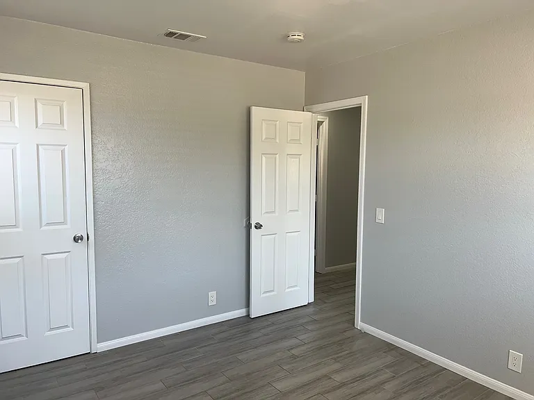 16578 Vine St #A — Photo 30