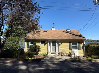 95 Neal Shore Rd, Meredith, NH 03253