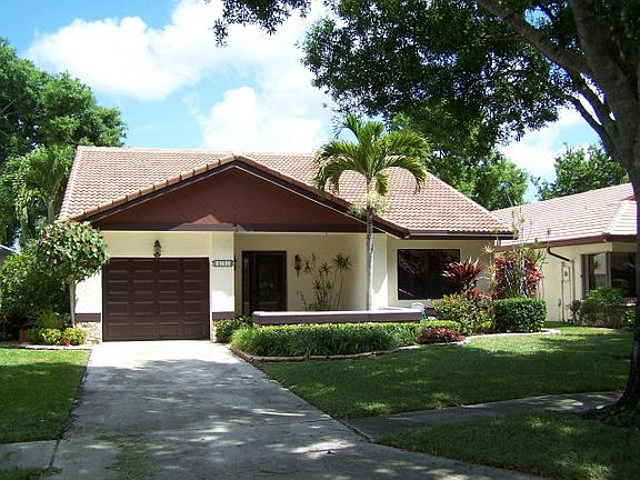 3rd image of 4731 Boxwood Cir