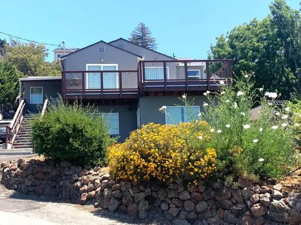 7870 Michigan Ave, Oakland, CA 94605