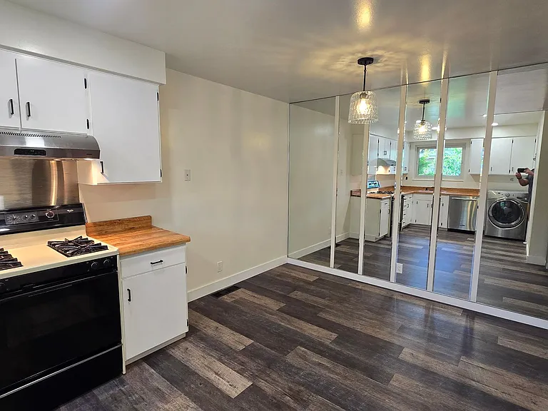 100 Hunter Lake Dr — Photo 6