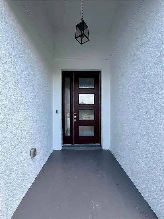4 bed, 2.0 bath, 1741 sqft, $2,100 — Photo 3