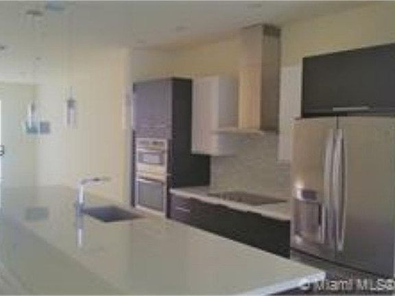 5th image of 10260 NW 63rd Ter #L212