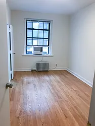 Rented by Urban Real Estate Inc