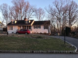 15 Hilldale Rd, Pine Brook, NJ 07058