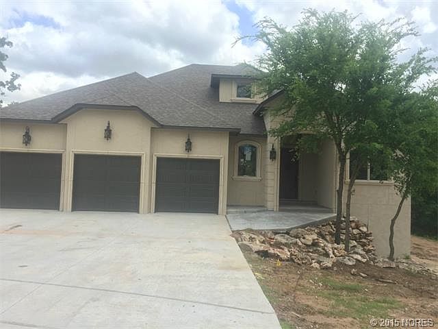 2nd image of 7509 S 6th St