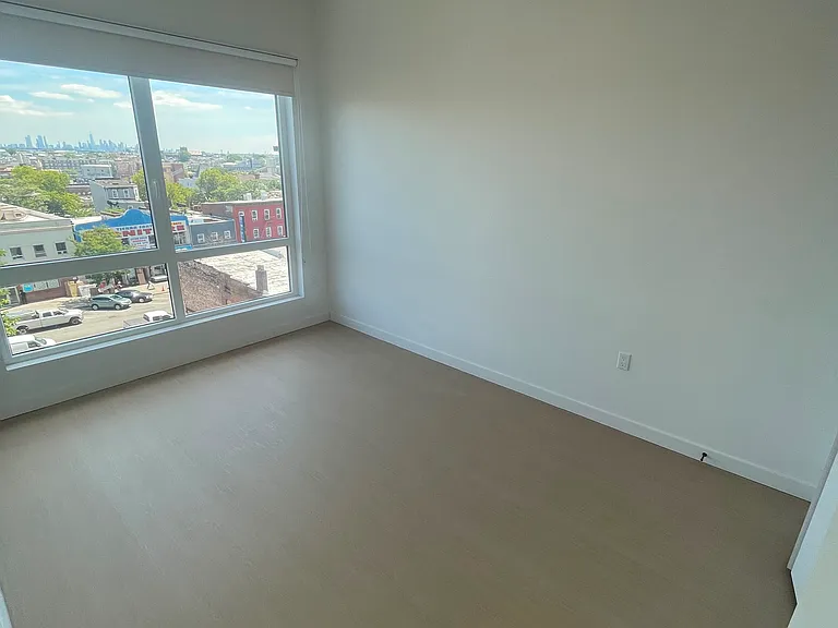 74 Webster St #B5 — Photo 4