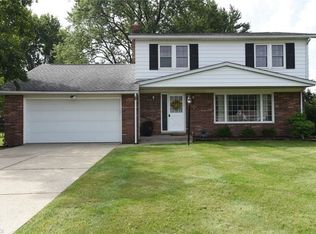 3226 Jasmine Dr, Seven Hills, OH 44131