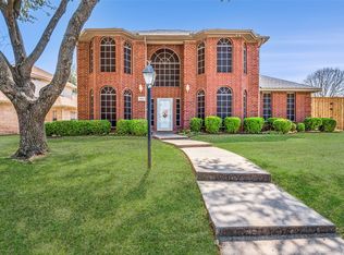 1501 Mockingbird Ln, Desoto, TX 75115