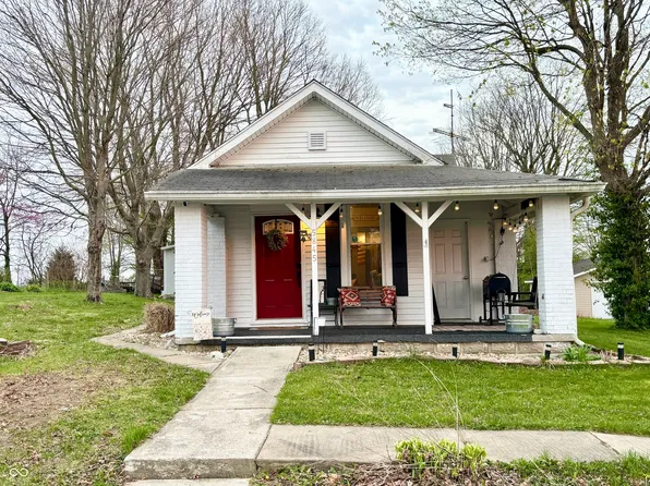 5845 South St, Stilesville, IN 46180