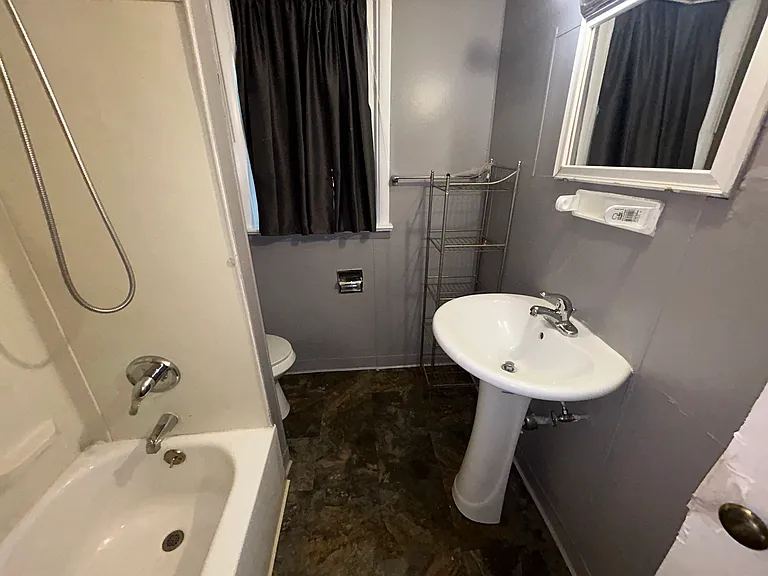 21 Butler Ave #1 — Photo 10
