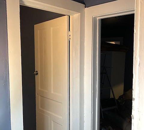 3rd image of 253 Ontario St