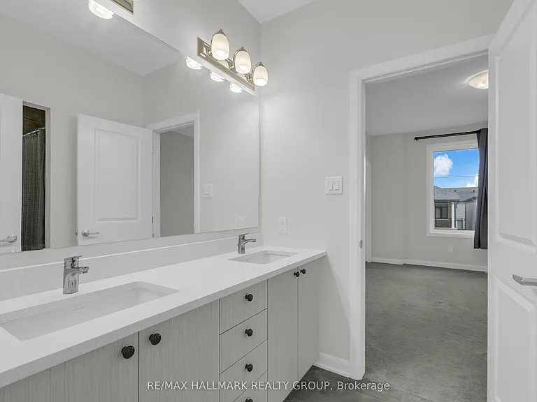 173 Lynn Coulter St — Photo 22