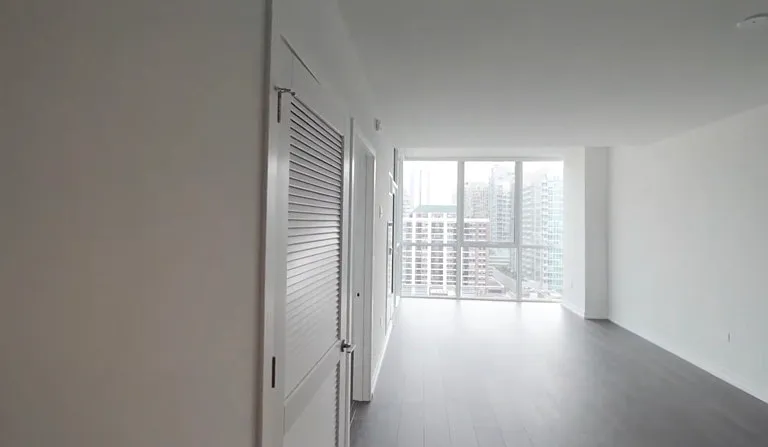 825 N Hudson Ave #1090 — Photo 2