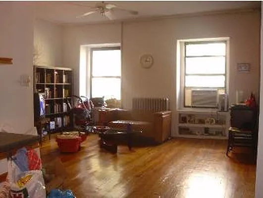 Rented by City Connections Realty | media 18