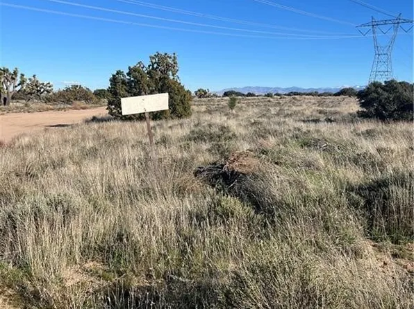 0 Middleton Rd, Phelan, CA 92371