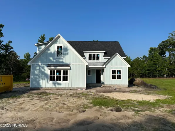 30 Mansfield Court, Hampstead, NC 28443