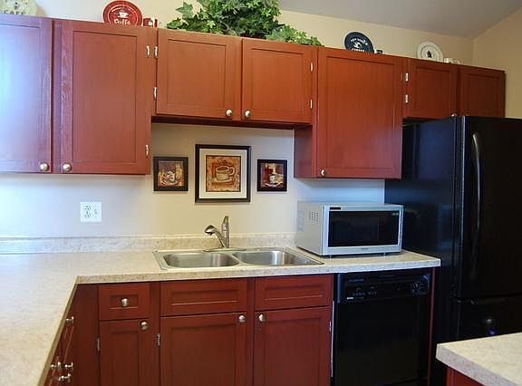 4th image of 511 Leah Ln