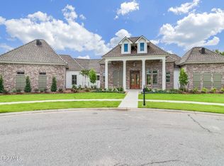 110 Rue De Monceau, Broussard, LA 70518