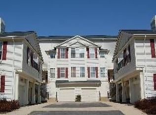 11408 Gate Hill Pl #116, Reston, VA 20194