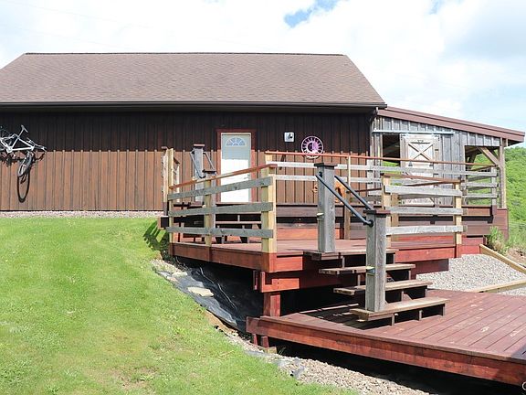 3rd image of 7207 Kettlebail Rd
