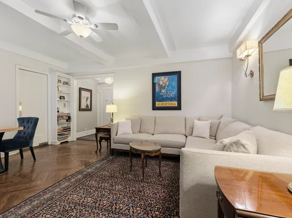 140 East 81st Street 4C image 2 of 7