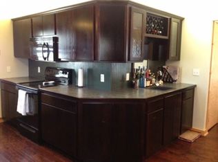 103 N Grant Ave, York, NE 68467