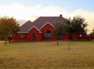 1716 Texowa Rd, Iowa Park, TX 76367